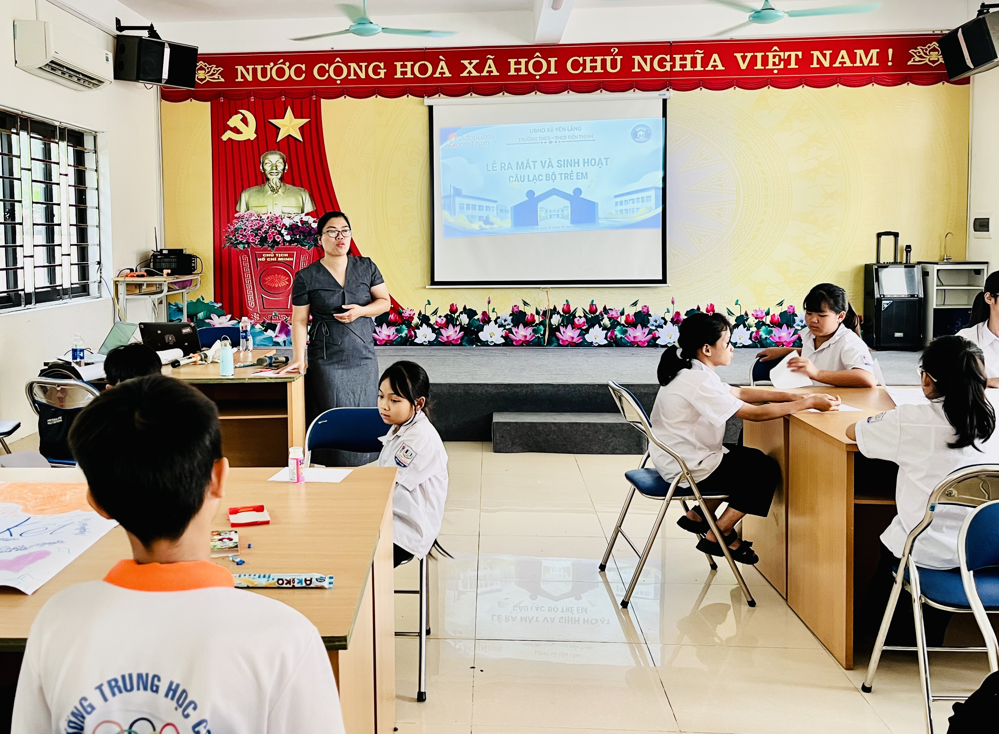 Ảnh: Đại diện GFCD chia sẻ về l&yacute; do v&agrave; mục đ&iacute;ch th&agrave;nh lập c&acirc;u lạc bộ trẻ em